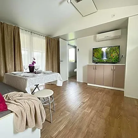 Mobile Homes Relax Park Umag 4*